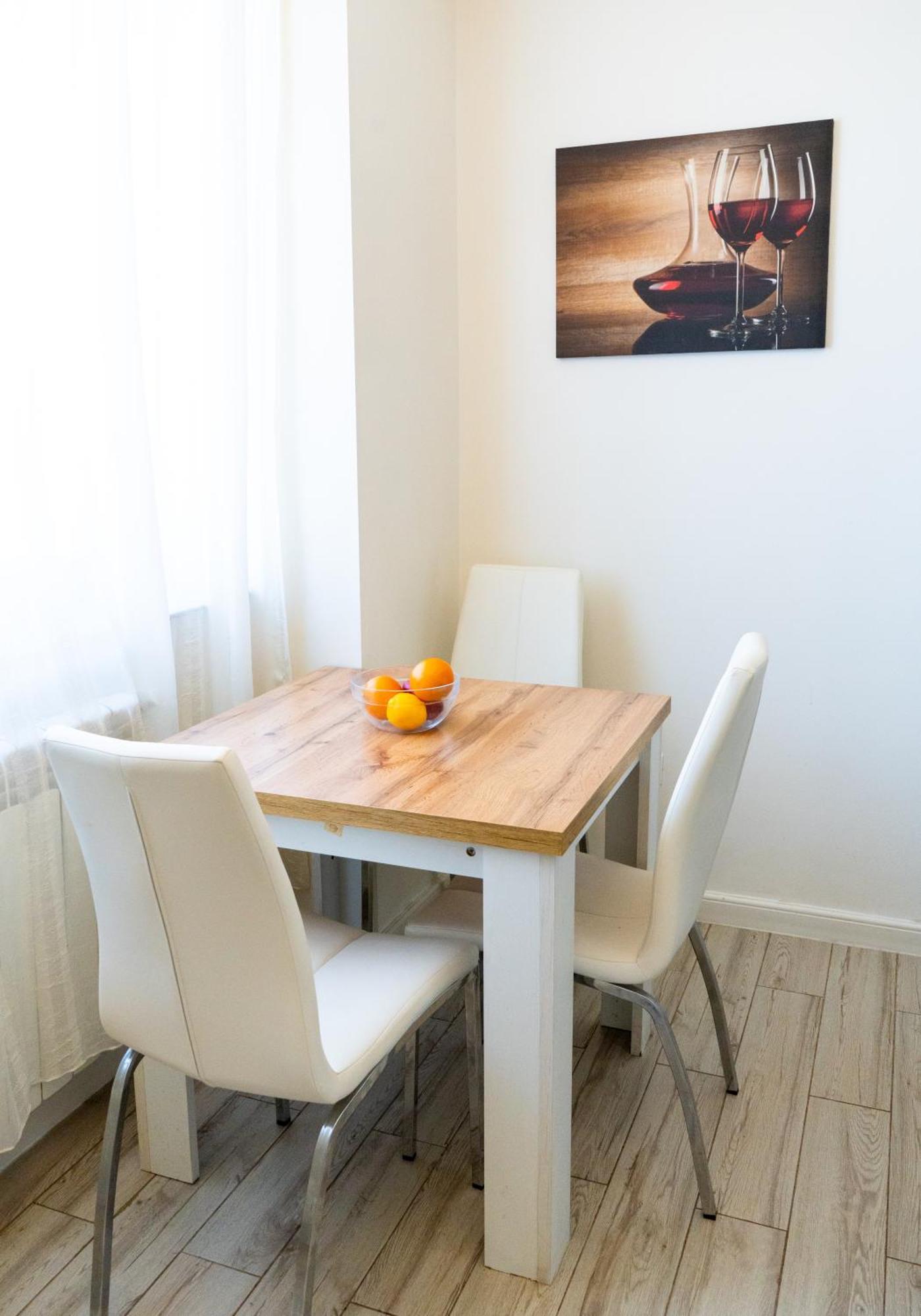 Alexis Spacious Classic Apartment Mamaia Buitenkant foto