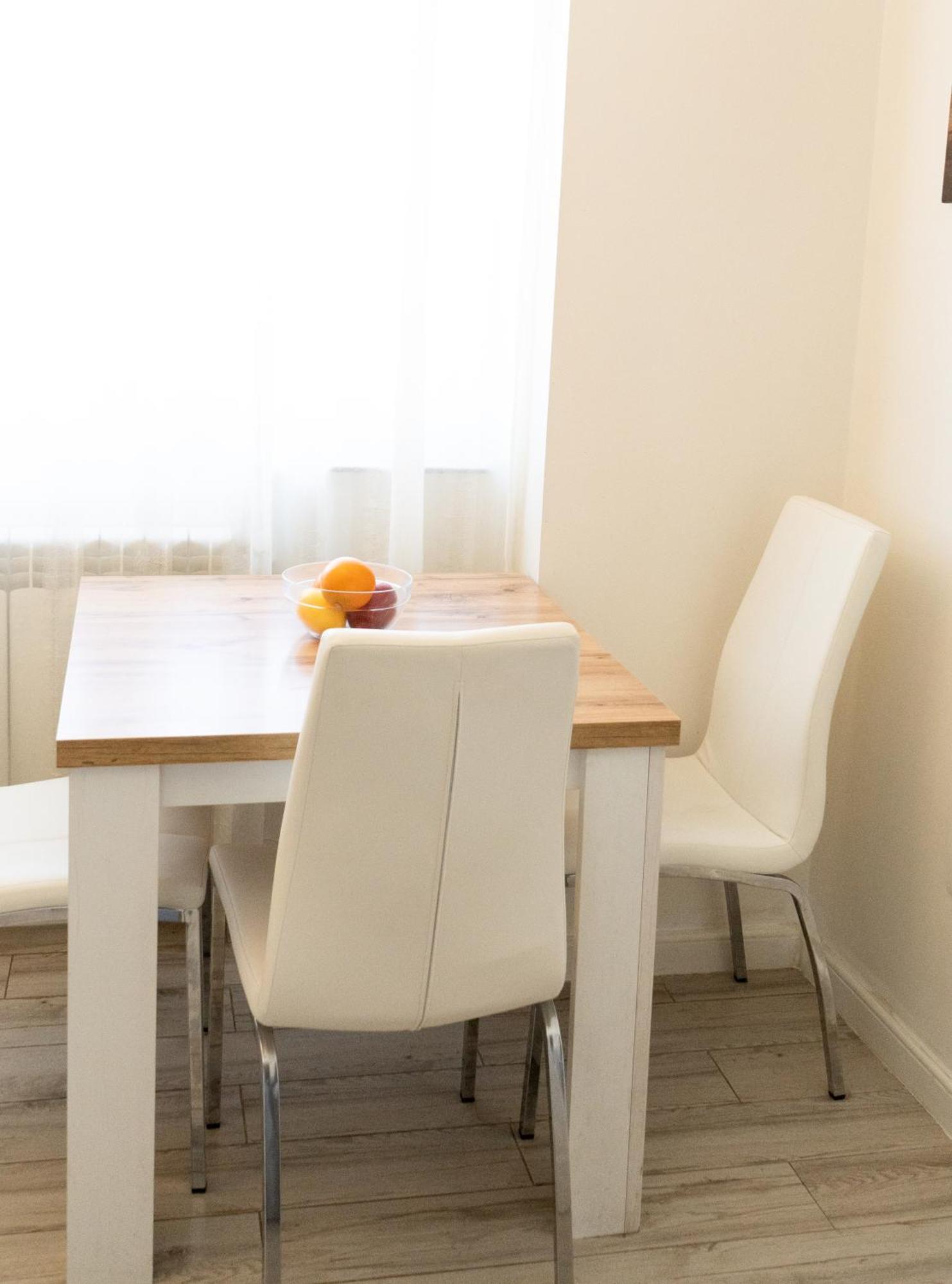 Alexis Spacious Classic Apartment Mamaia Buitenkant foto