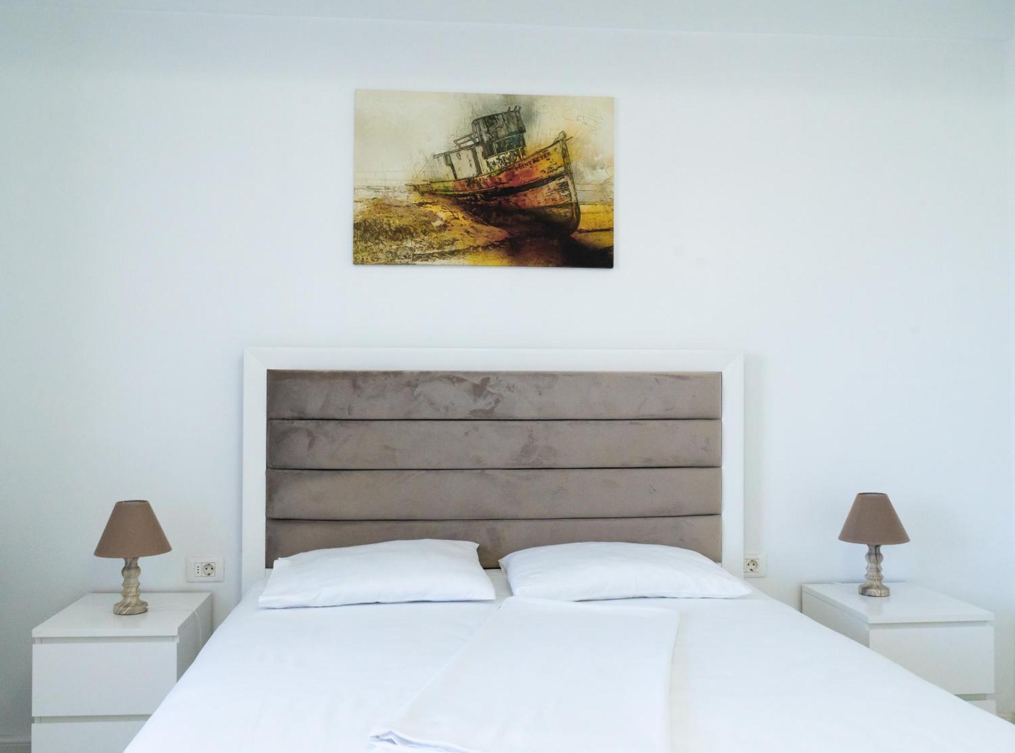 Alexis Spacious Classic Apartment Mamaia Buitenkant foto