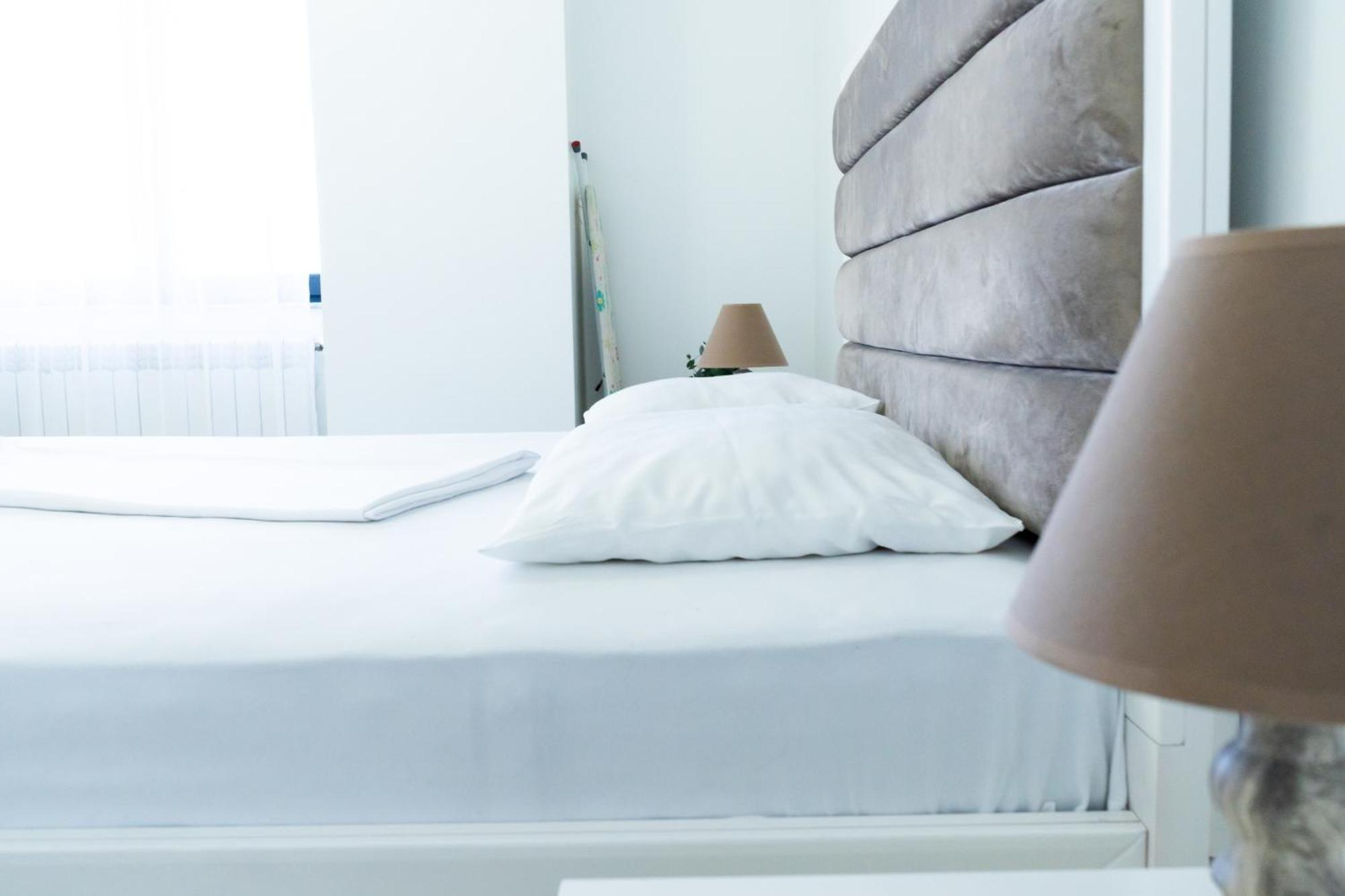 Alexis Spacious Classic Apartment Mamaia Buitenkant foto