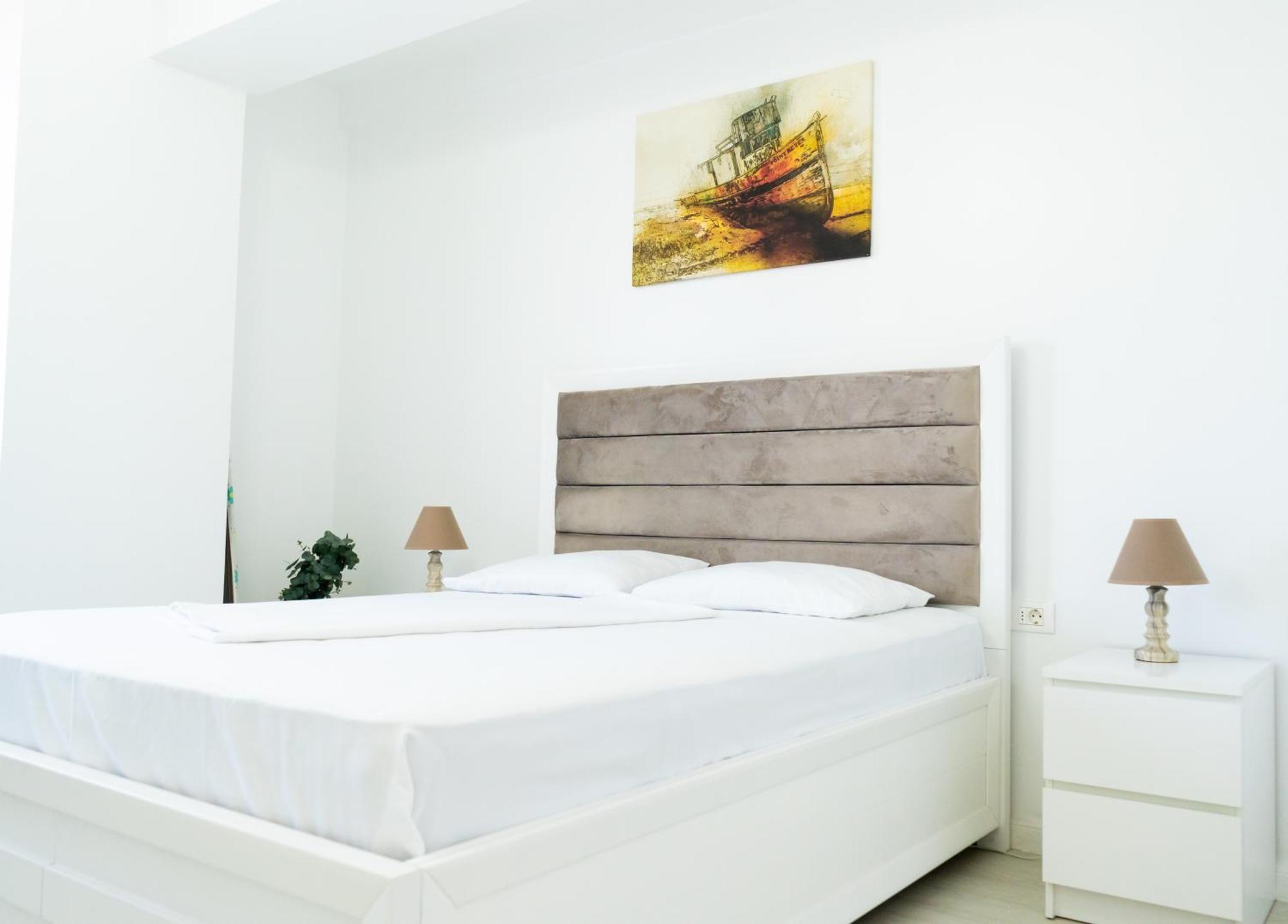 Alexis Spacious Classic Apartment Mamaia Buitenkant foto